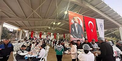 YUNANLI AŞÇILARDAN KUMBAHÇE’DE İFTAR YEMEĞİ 