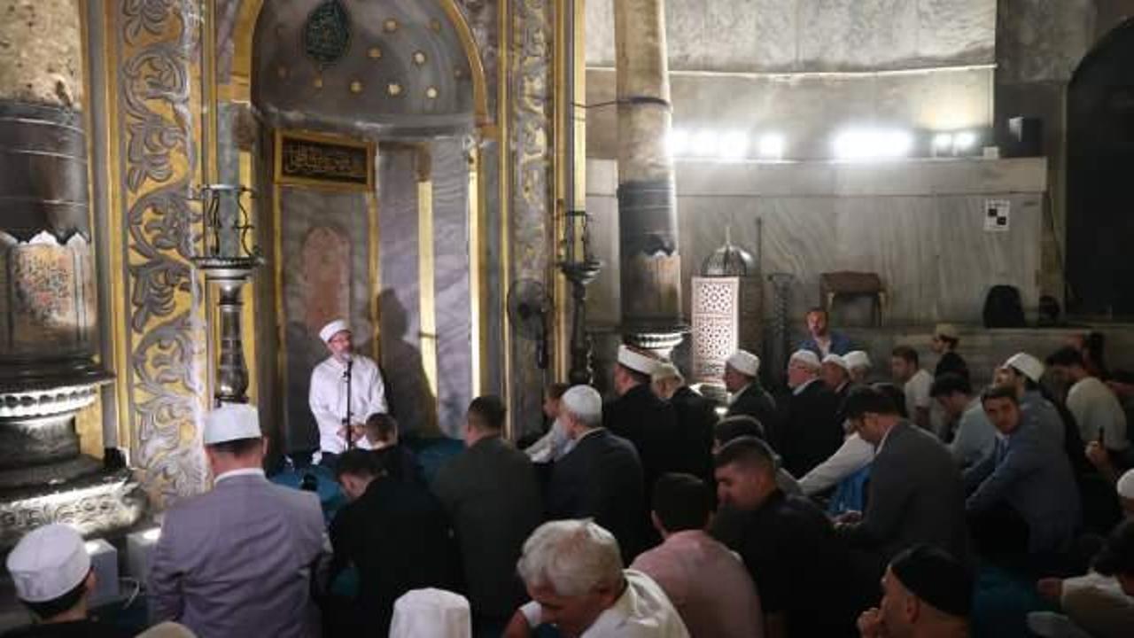 Yurt genelindeki camilerde 