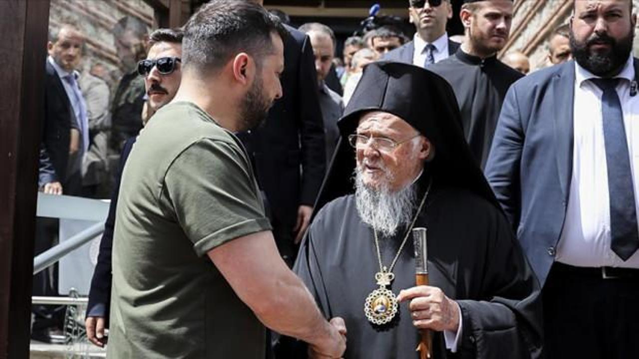 Zelenskiy, Fener Rum Patriği Bartholomeos'u ziyaret etti