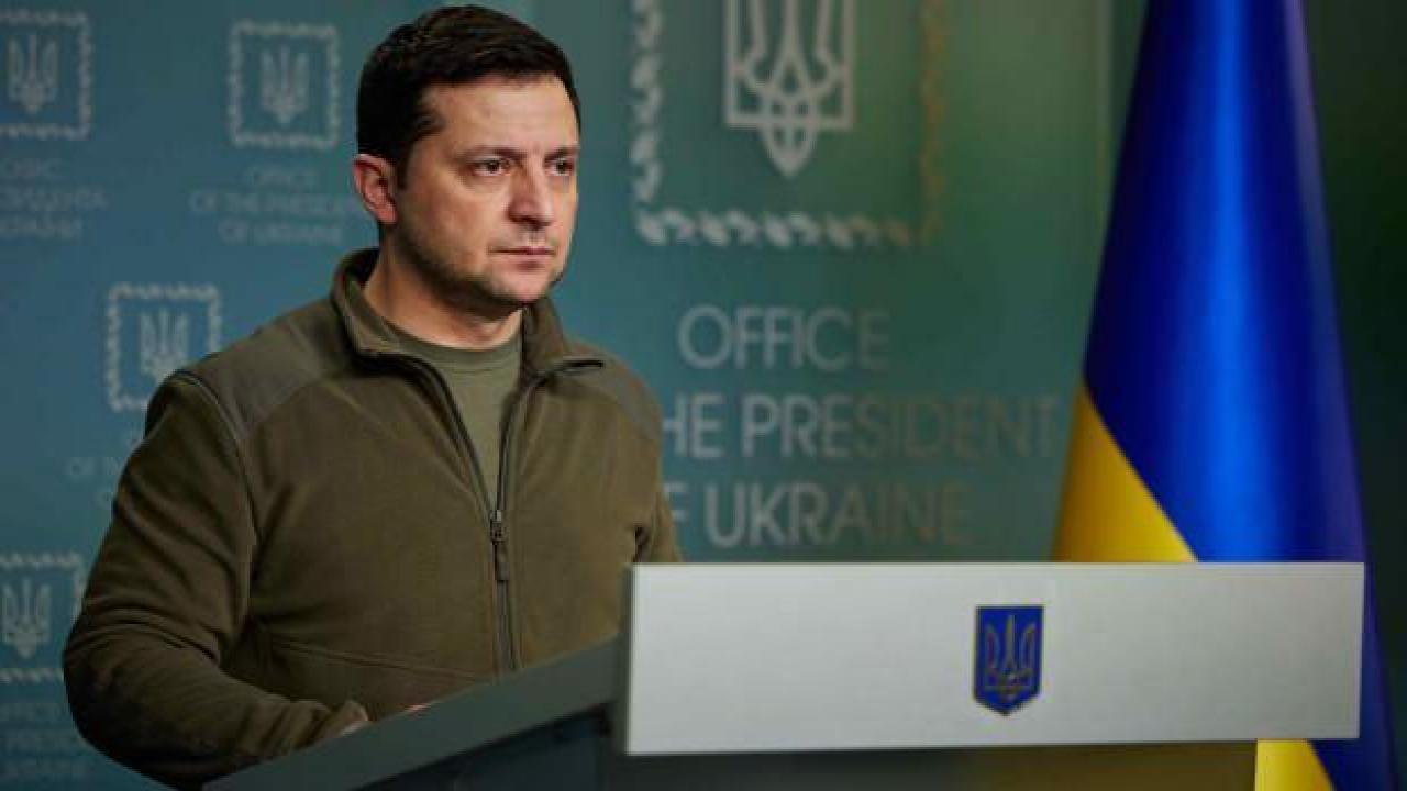 Zelenskiy İtalya'yı karıştırdı: Video mesaj tartışması ülkeyi böldü