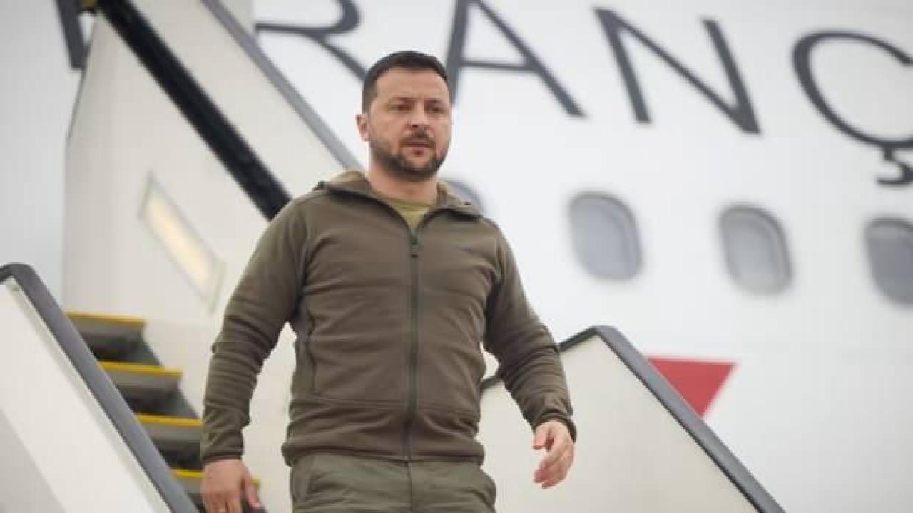 Zelenskiy: Şehirlerimiz Hiroşima'nın harabe resimlerini hatırlatıyor