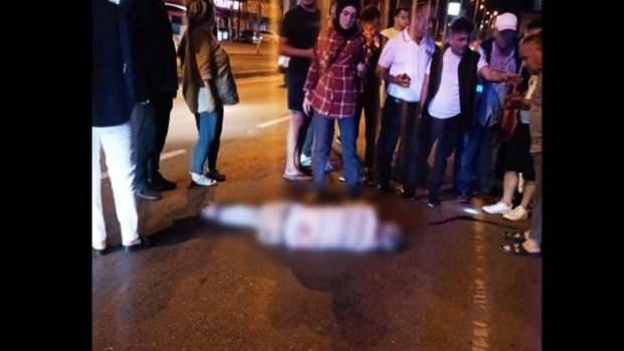 Zonguldak'ta karşıdan karşıya geçmek isteyen adama motosiklet çarptı: 1 ölü, 2 yaralı