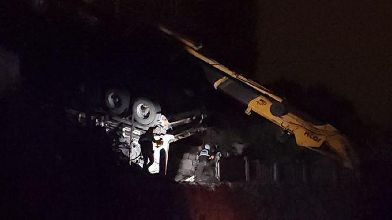 Zonguldak'ta tır bahçeye uçtu: 1 kişi öldü